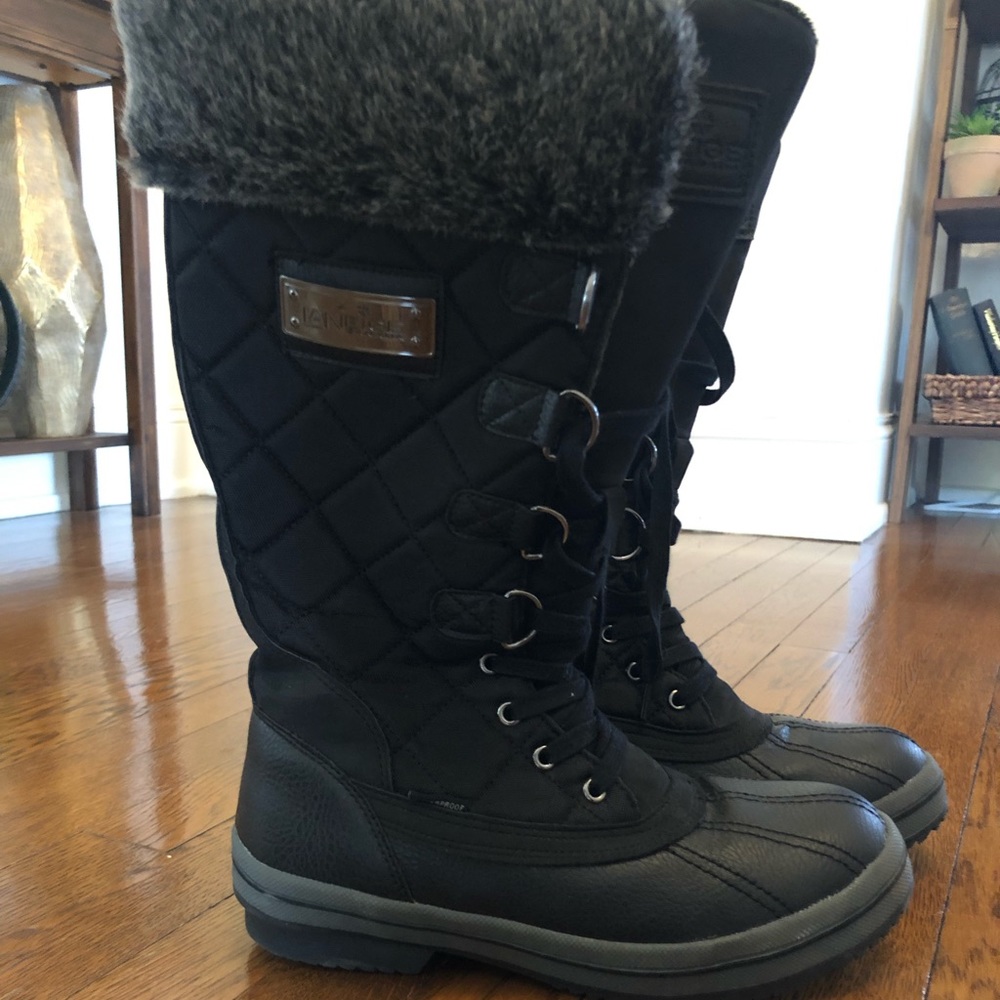 EUC Laneige Snow Boots